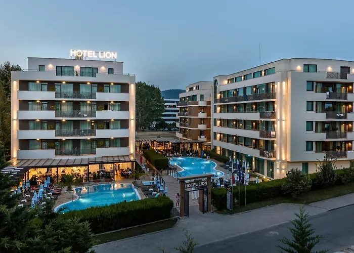 狮阳海滩酒店 4*