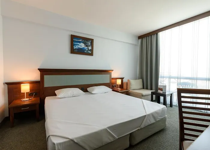 狮阳海滩酒店 阳光海滩