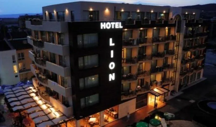 狮阳海滩酒店 4*