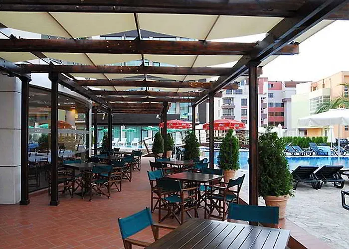 狮阳海滩酒店 酒店 4*