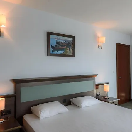 Lion Sunny Отель 4*