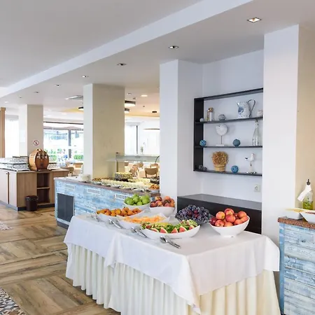 Lion Sunny 4* ساني بيتش