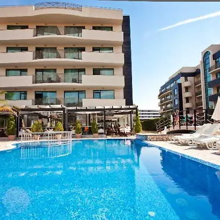 Lion Sunny Отель 4*