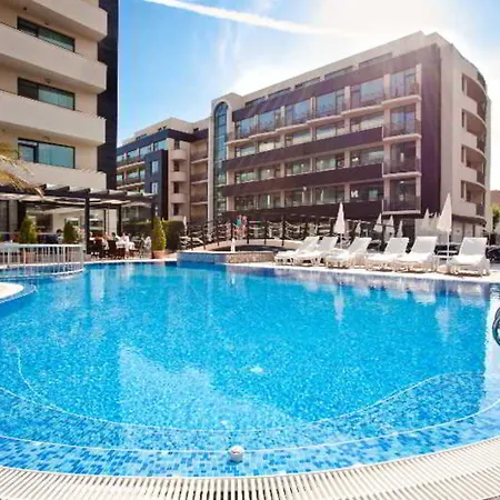 Lion Sunny 4*