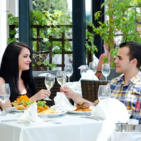 Lion Sunny فندق ساني بيتش