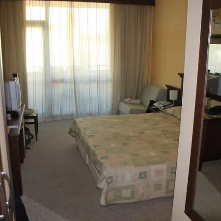 Lion Sunny 4* Sluneční pobřeží