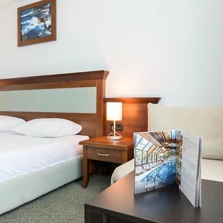 Lion Sunny Hotell 4*